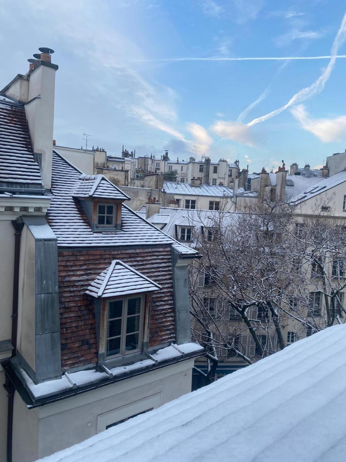 Hotel Les Degres De Notre Dame Paris Luaran gambar