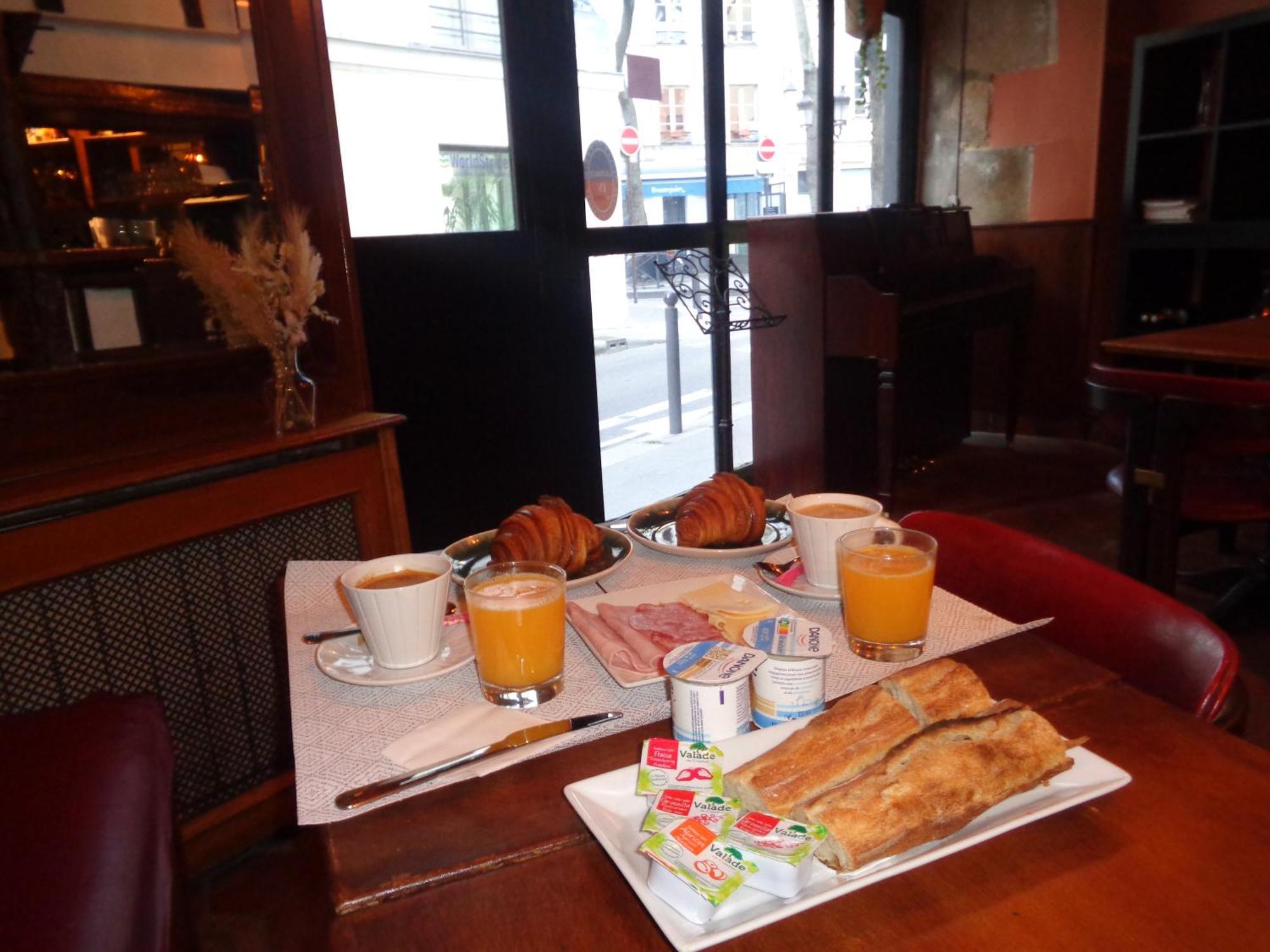Hotel Les Degres De Notre Dame Paris Luaran gambar
