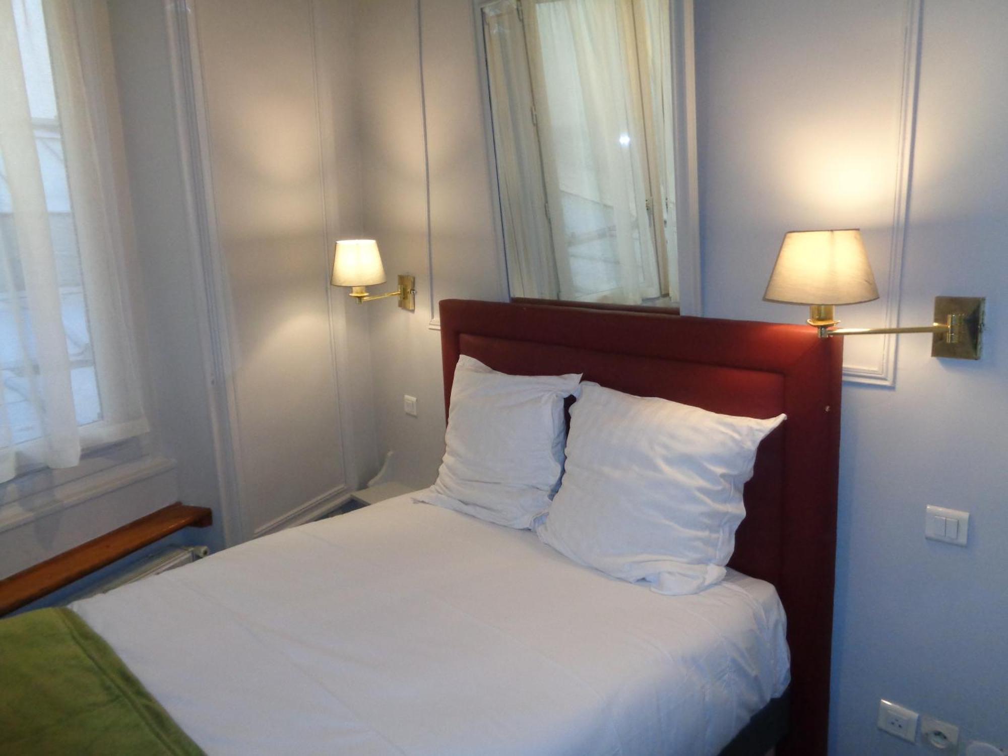 Hotel Les Degres De Notre Dame Paris Luaran gambar
