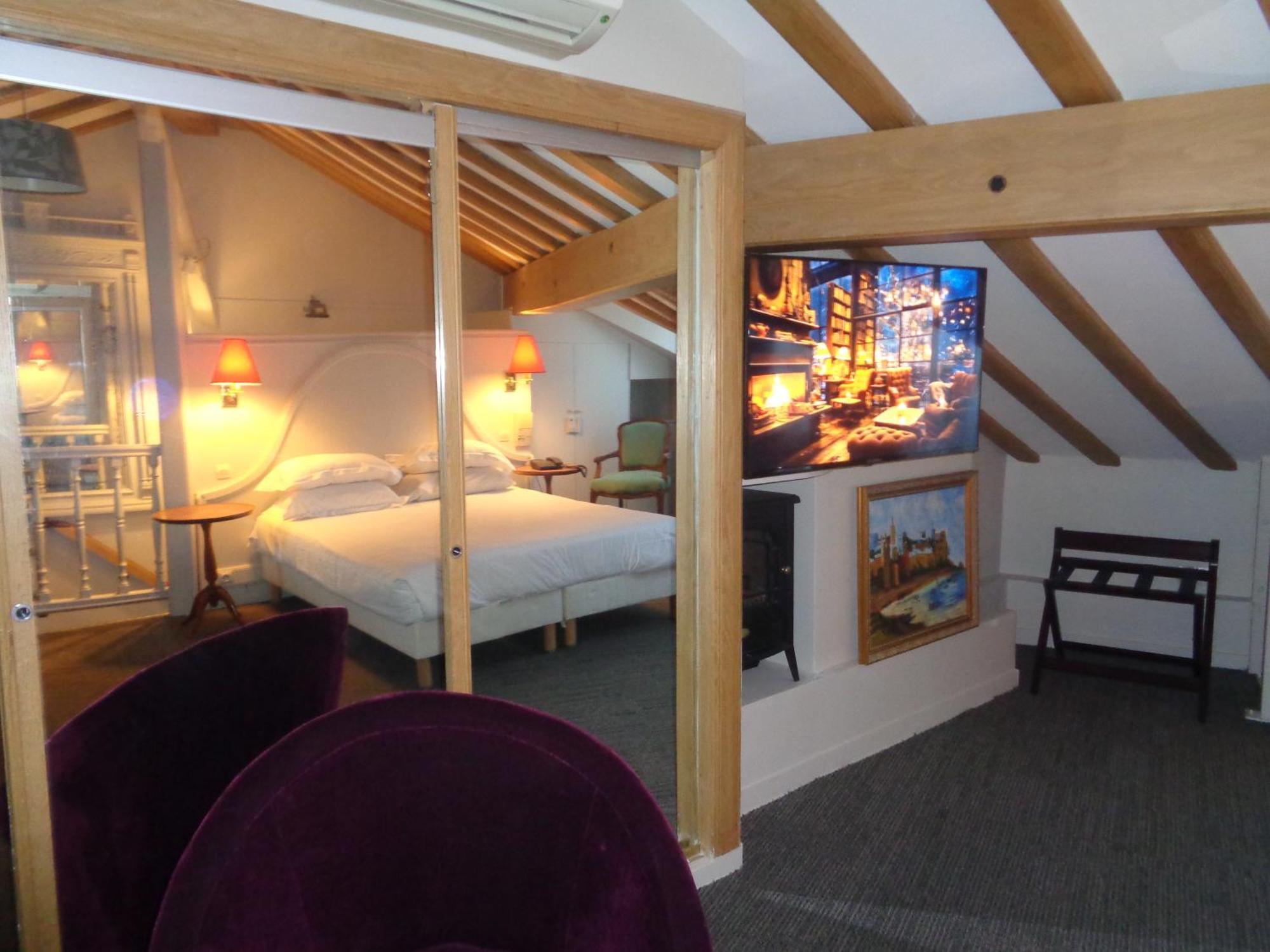 Hotel Les Degres De Notre Dame Paris Luaran gambar